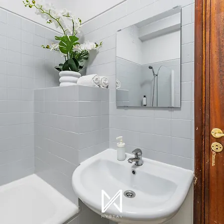 Mystay - Happy Mountain First Apartamento